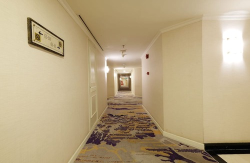 Losari Hotel | Aryaduta Makassar