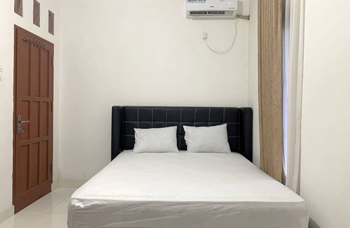 Balikpapan Hotel | SPOT ON 92544 Senja Homestay