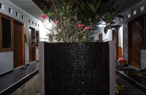 Lumajang Hotel | OYO Life 93045 Kost Putra Bu Ketut