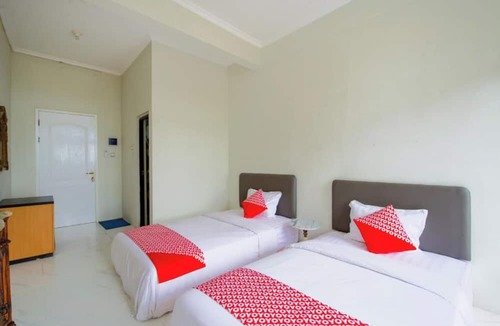 Trawas Hotel | Capital O 3359 Pondok Wisata Jaden Trawas Mojokerto
