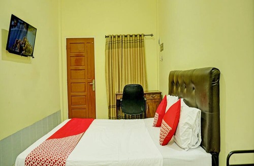 Palembang Hotel | OYO 93187 Kusuma Residence Syariah