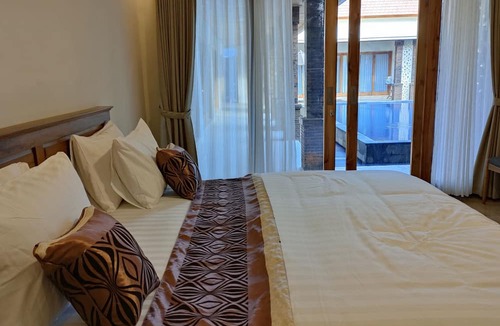 Karangasem Hotel | Puri Abian Ari