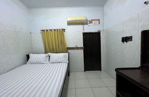Makassar Hotel | Hotel O Kost Maharaja Near Maros
