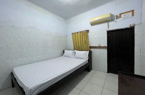 Makassar Hotel | Hotel O Kost Maharaja Near Maros