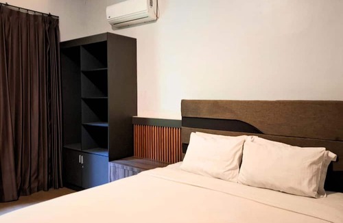 Dinoyo Hotel | Bwalk Hotel Malang