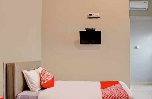 Pekanbaru Hotel | Hotel O Celine Home Syariah