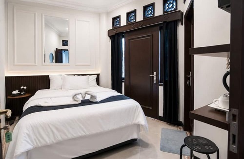 Plaosan Hotel | NOIA Hotel Sarangan