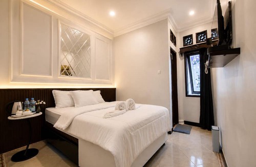 Plaosan Hotel | NOIA Hotel Sarangan