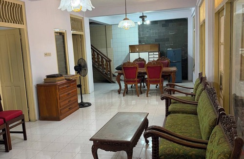 Central Yogyakarta Villa | Ndalem Suryomentaraman