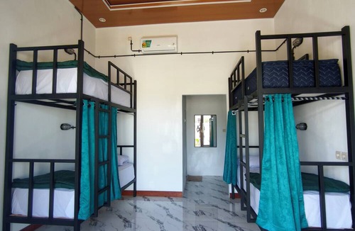 Selong Belanak Hotel | Snooze Hostel
