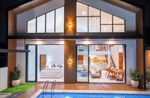 Blahbatuh Villa | Villa Efata close to Black Sand Beach