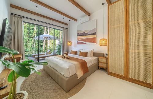 Petulu Villa | Villa Parma