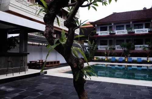 Downtown Kuta Hotel | Palm Garden Kuta Hotel