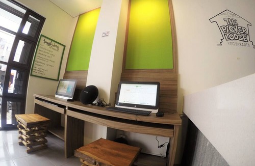 Malioboro Hostel | The Packer Lodge Yogyakarta - Hostel
