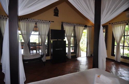 Kayu Putih Hotel | Puri Mangga Sea View Resort & Spa