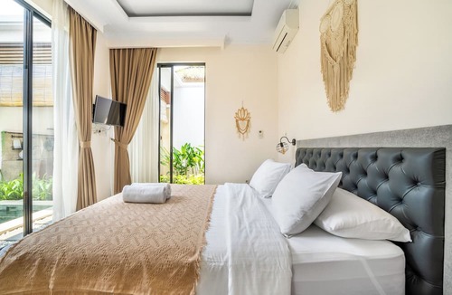 Dewi Sri Villa | Villa Kamaratih