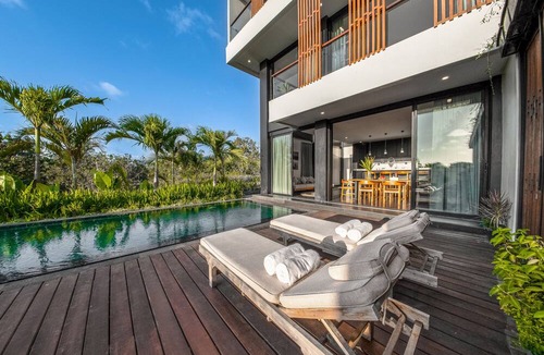 Jimbaran Villa | Balangan Beach Villa Freya