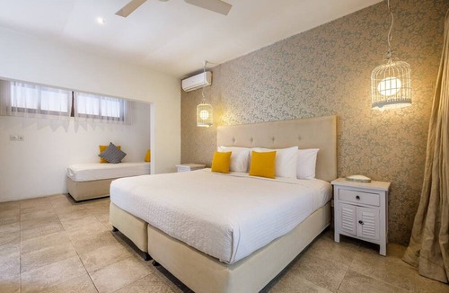 Central Seminyak Villa | Villa Elleo