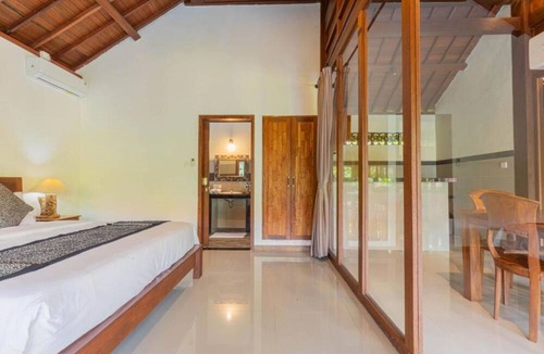 Penestanan Bed & Breakfast | Sari Bamboo Bungalows