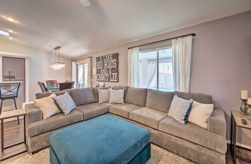 Lake Havasu City House | Central Lake Havasu City House: Grill & EV Charger