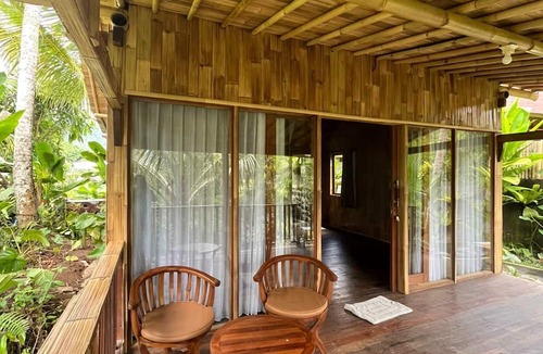 Selat Villa | Aura Cendana Hill Sidemen by AGATA