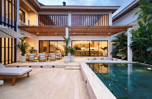 Abiansemal Villa | Bali Magical Villas Ubud - Brand New Villas with Fitness Center & Jungle View
