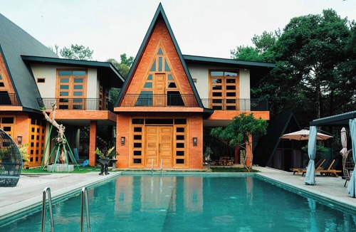 Ciawi Cottage | Acasa Cottage by Samsara