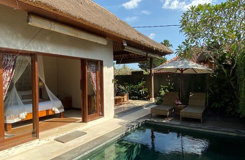 Sayan Villa | Rumah Dadong