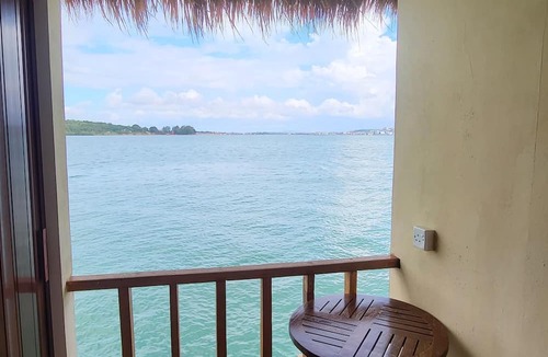 Tanjung Pinang Villa | Kelong Pancing Madu Tiga