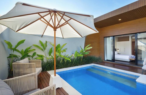 Laksmana Villa | The Claremont Luxury Villas