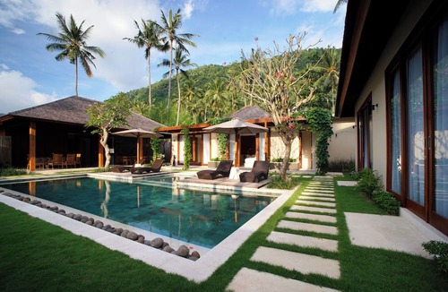 Senggigi Villa | Bale Mandala Villas