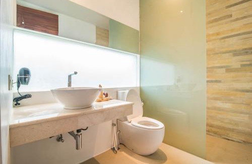 Sunset Road Villa | Villa Kamag Seminyak