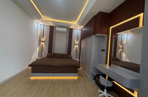 Rajabasa House | Bambu Ungu Guest House