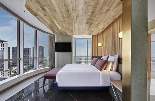 Pantai Indah Kapuk Hotel | Swissôtel Jakarta PIK Avenue