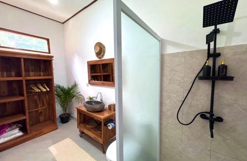 Banjartegehe Bed & Breakfast | AVYANA sanctuary