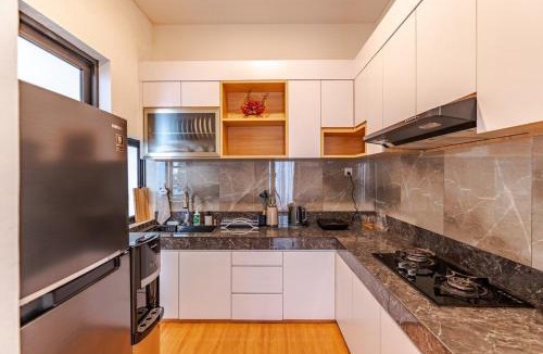 Lubuk Baja House | Kyzen - Modern 4BR Family Home w Private Garden