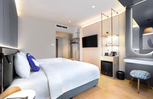 Lubuk Baja Apartment | Cozy Suite Room at Nagoya Batam