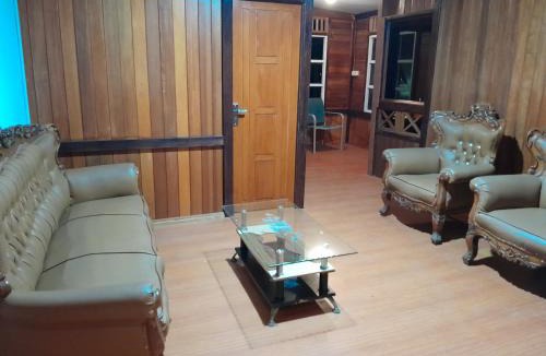 Tomohon House | Homestay Zanoleos