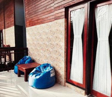 Sampalan Hostel | Double'D Hostel