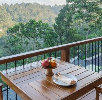 Taro Villa | The Compass Rose Valley