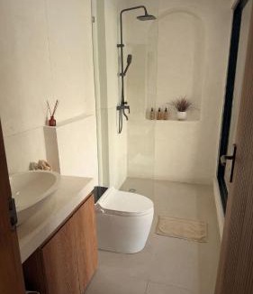 Kediri Hotel | Enso Villa and Hotel