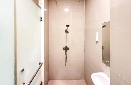 Tembalang House | Urbanview Hotel Grand Mundu Semarang