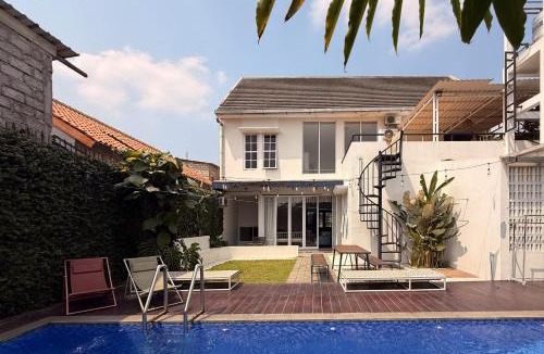 Kalasan Villa | The Lavana Signature Villa Sambisari