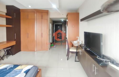 Pondokcina Apartment | Strategic Studio Depok Park View Pool & Wi-Fi