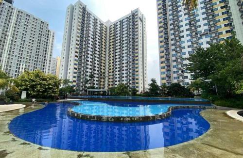 Bekasi Apartment | Strategic Studio at Springlake Apt Bekasi, with Pool