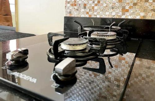 Rawasari Apartment | 2BR Apt Green Pramuka with Pool & Wi-Fi by 2ndHome