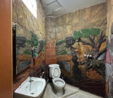 Dinoyo House | Enny's Guest House