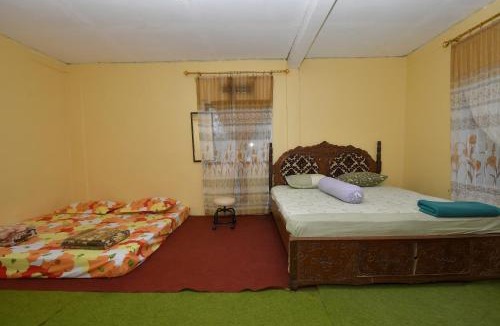 Koto Baru House | Maya Sari Cottage Homestay