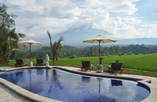 Selat Resort | Great Mountain Views Nature Resort