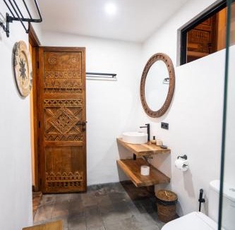 Penida Island Villa | Villa Solu 3BR Med Escape Pool & Sunset Views